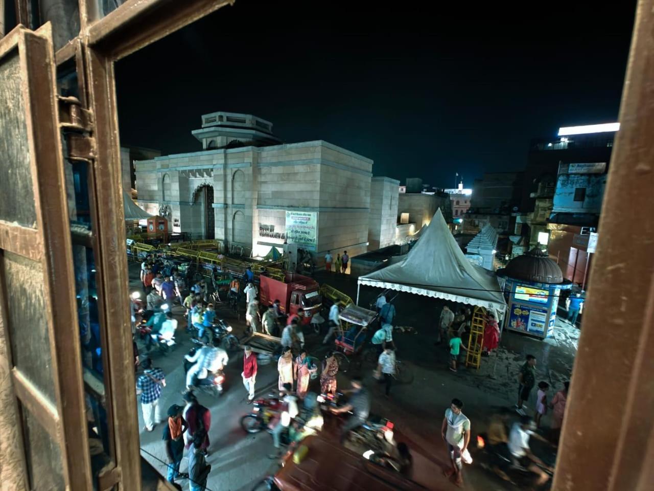 Shri Kailash Pati Guest House- Opposite Kashi Vishwanath Temple 瓦拉纳西 外观 照片